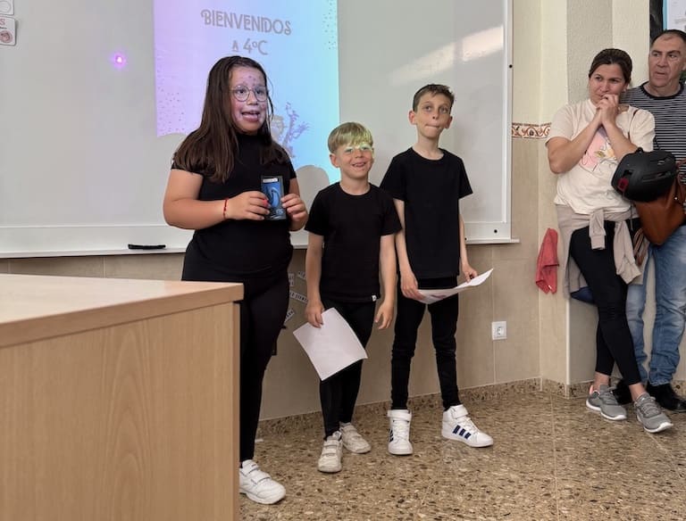 PBL 2º ciclo de Primaria: «Inside out: más allá de las pantallas» – Un viaje emocional y digital