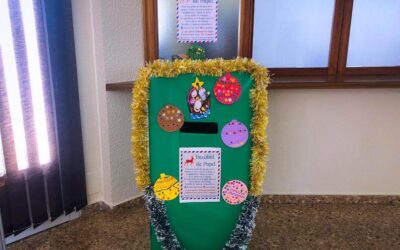 Ya tenemos nuestro buzón para la «Navidad de papel»