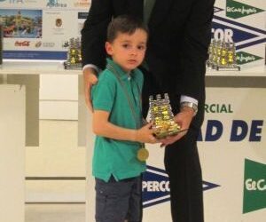 Tenemos un campeón de ajedrez de 5 años